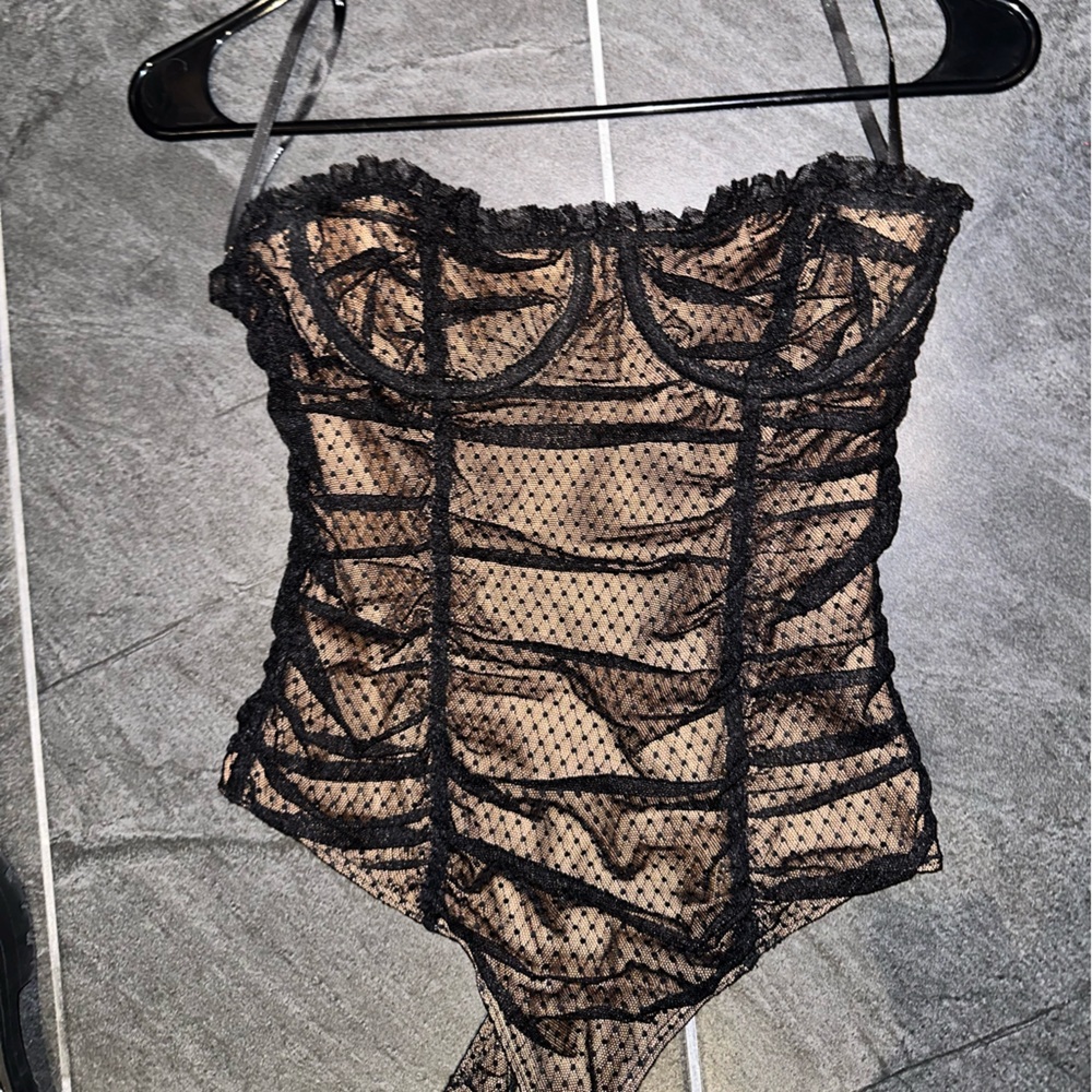 MAJORELLE wyn bodysuit in black , very good condition